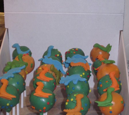 dinosaur_cake_pop_box