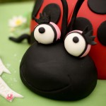 garden_animal_birthday_cake_