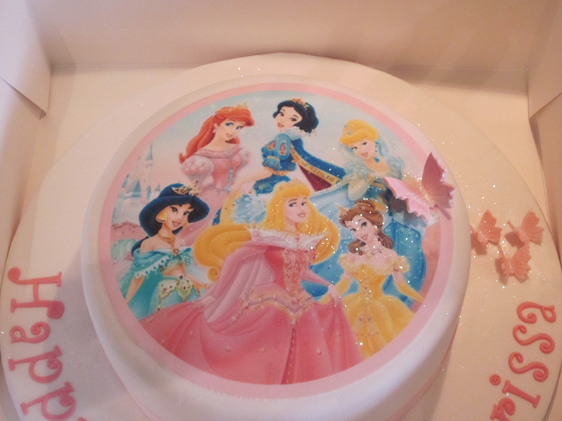 Single Tier Disney Princess Birthday Cake with Victoria or Chocolate Sponge...